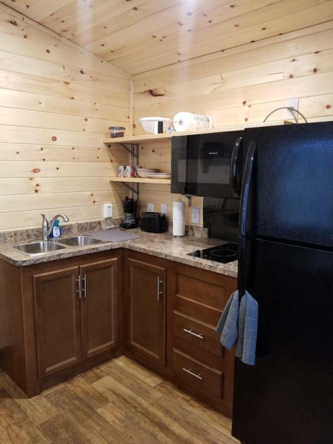 ホテル Castle Gate Rv Park Helper エクステリア 写真