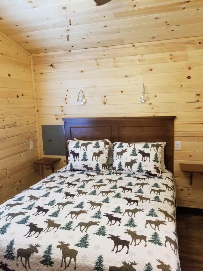 ホテル Castle Gate Rv Park Helper エクステリア 写真